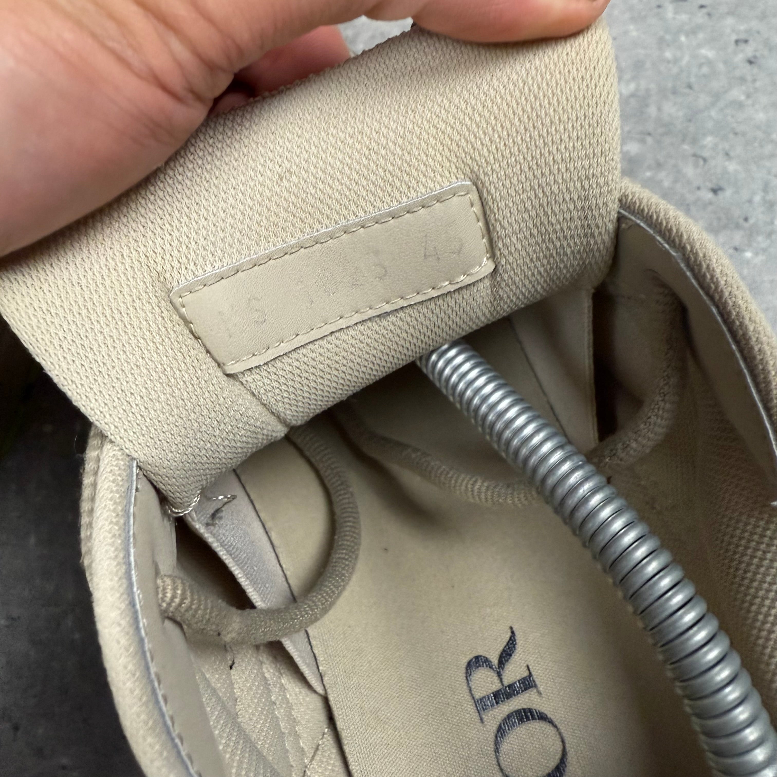 DIOR B30 BEIGE - (EU45 / UK 11)