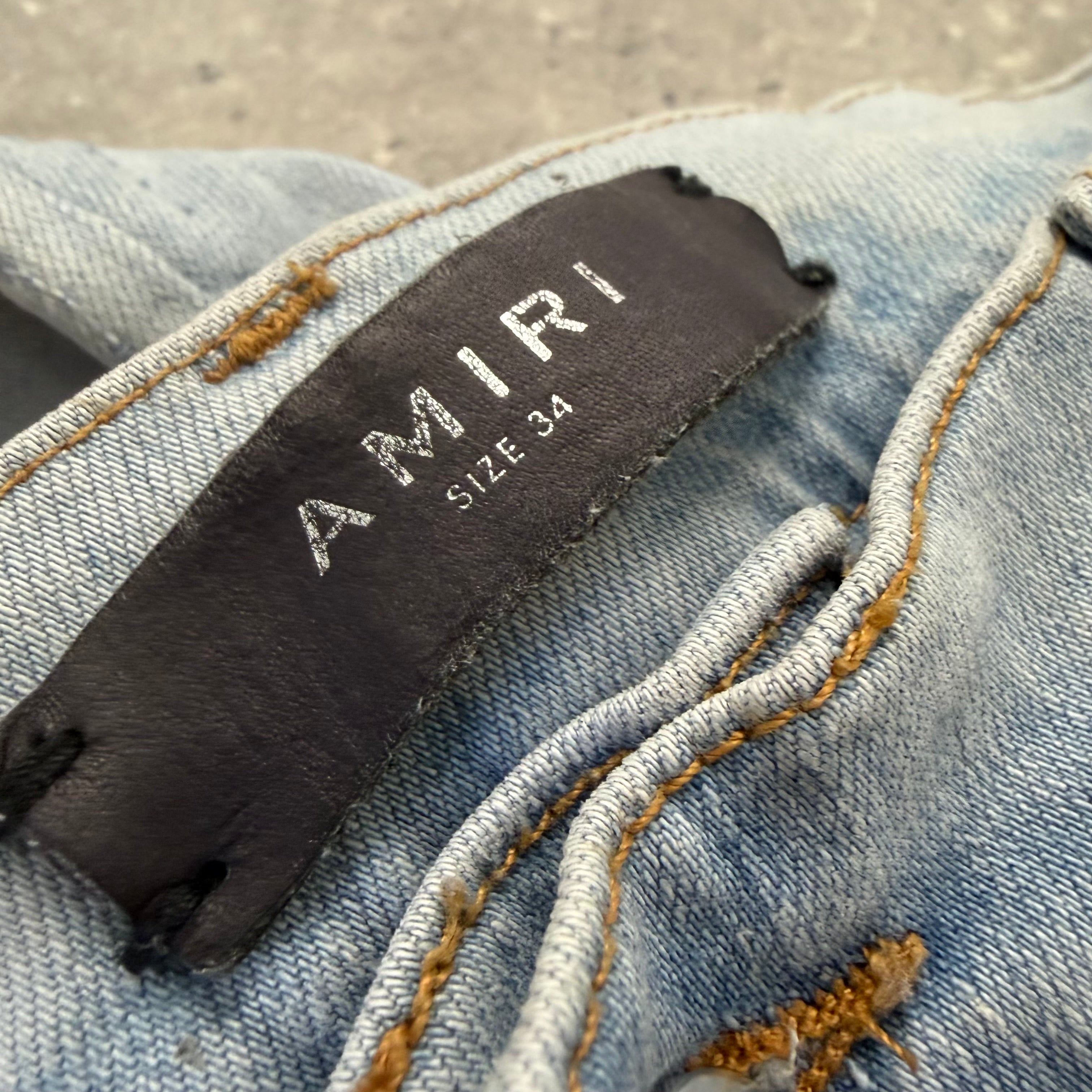 AMIRI JEANS LIGHT BLUE - (34”)