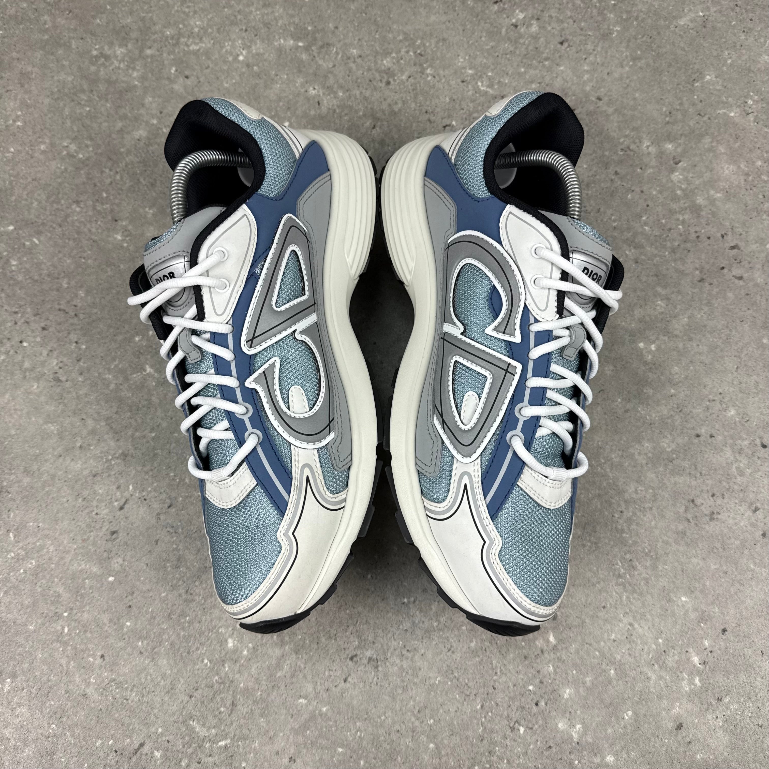DIOR B30 LIGHT BLUE - (EU44 / UK 10)