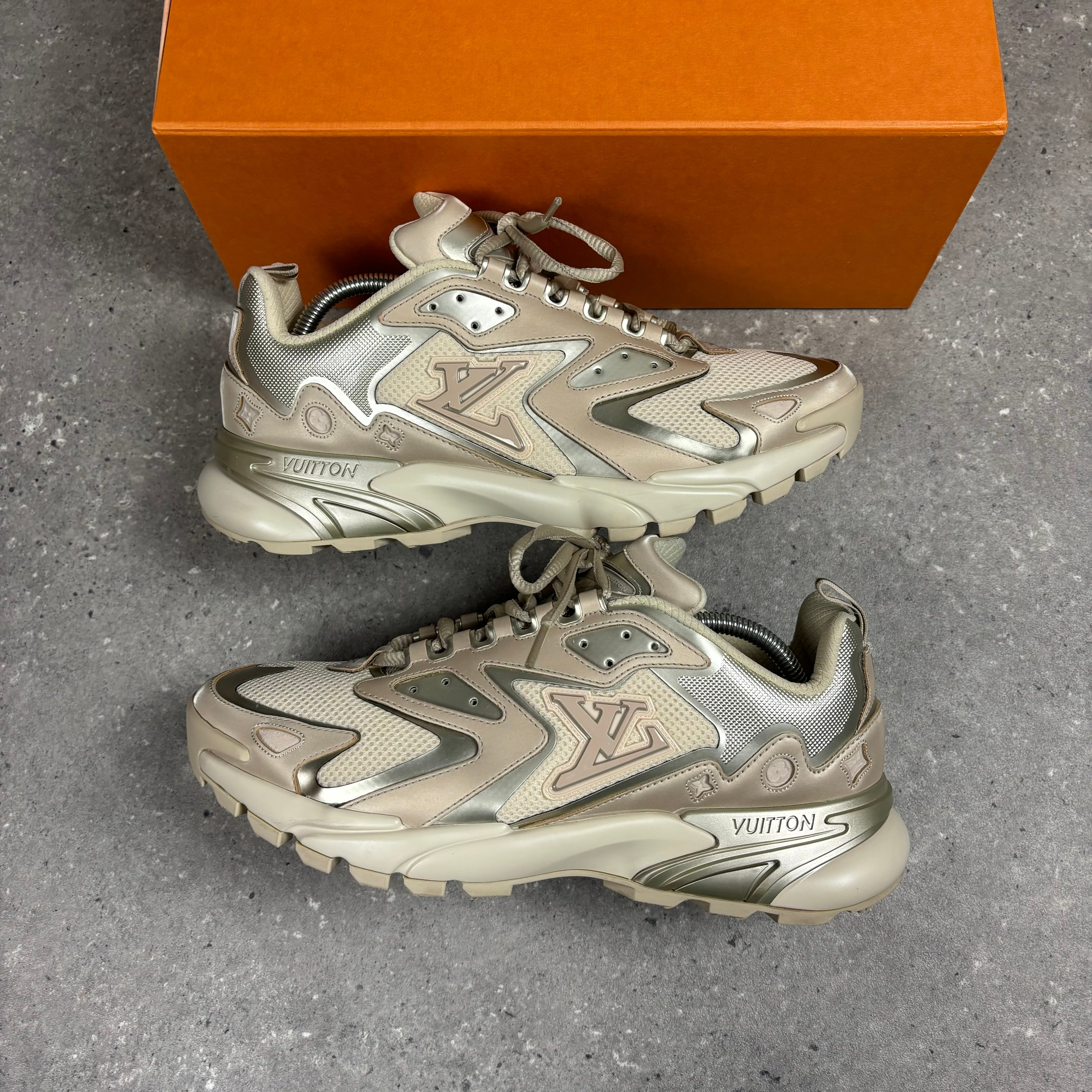 LOUIS VUITTON TACTICS - EU 42 (FITS UK 9/9.5)