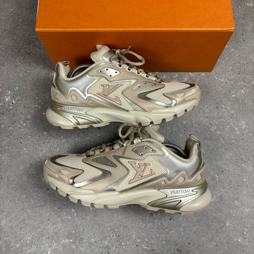 LOUIS VUITTON TACTICS - EU 42 (FITS UK 9/9.5)