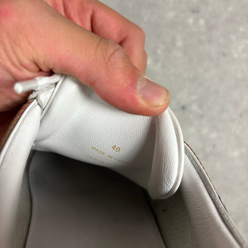 BURBERRY TRAINERS WHITE - (EU 40 / UK 6)