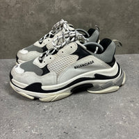 BALENCIAGA TRIPLE S - (EU43 / UK9)