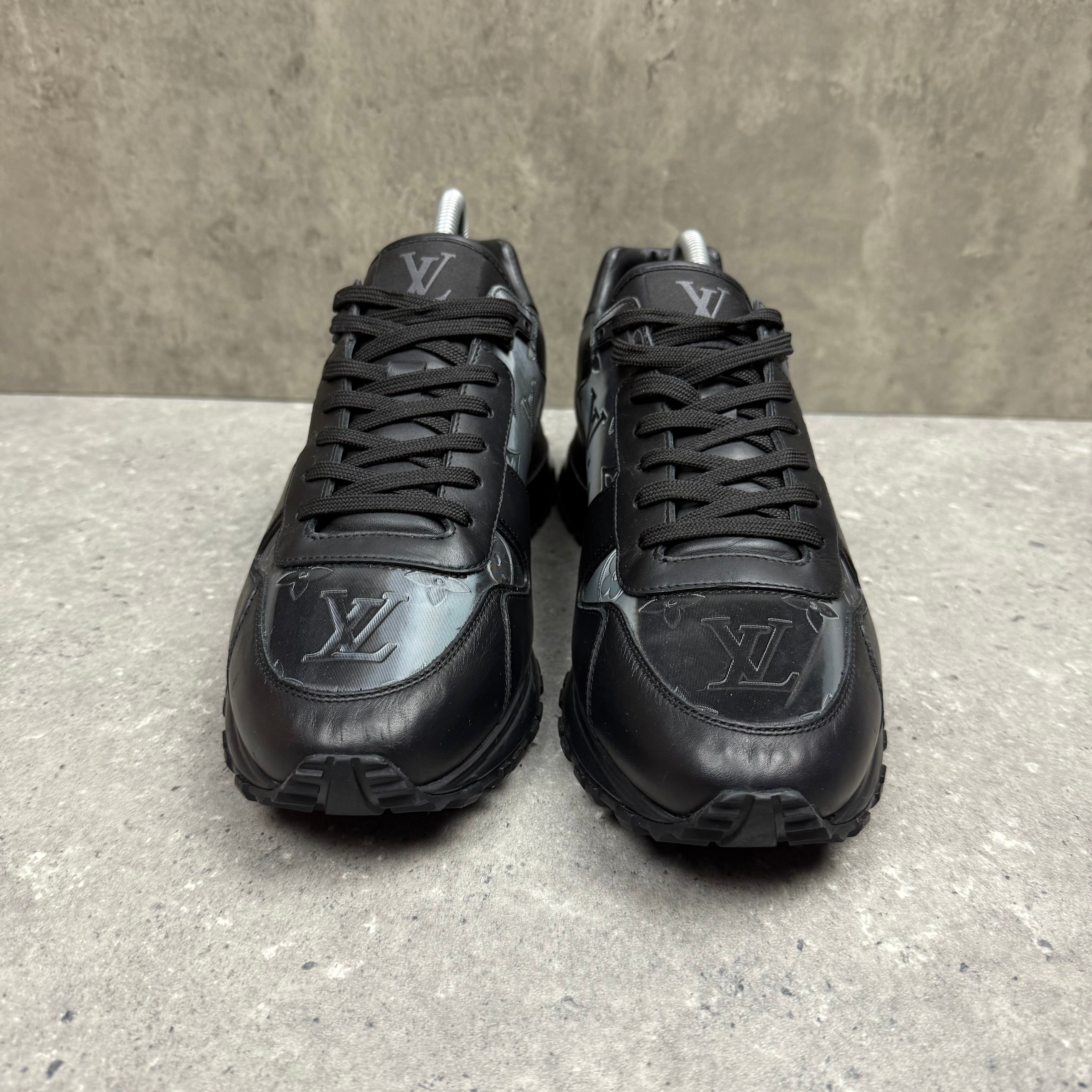 LOUIS VUITTON RUNAWAYS BLACK - EU41 (FITS UK 8)