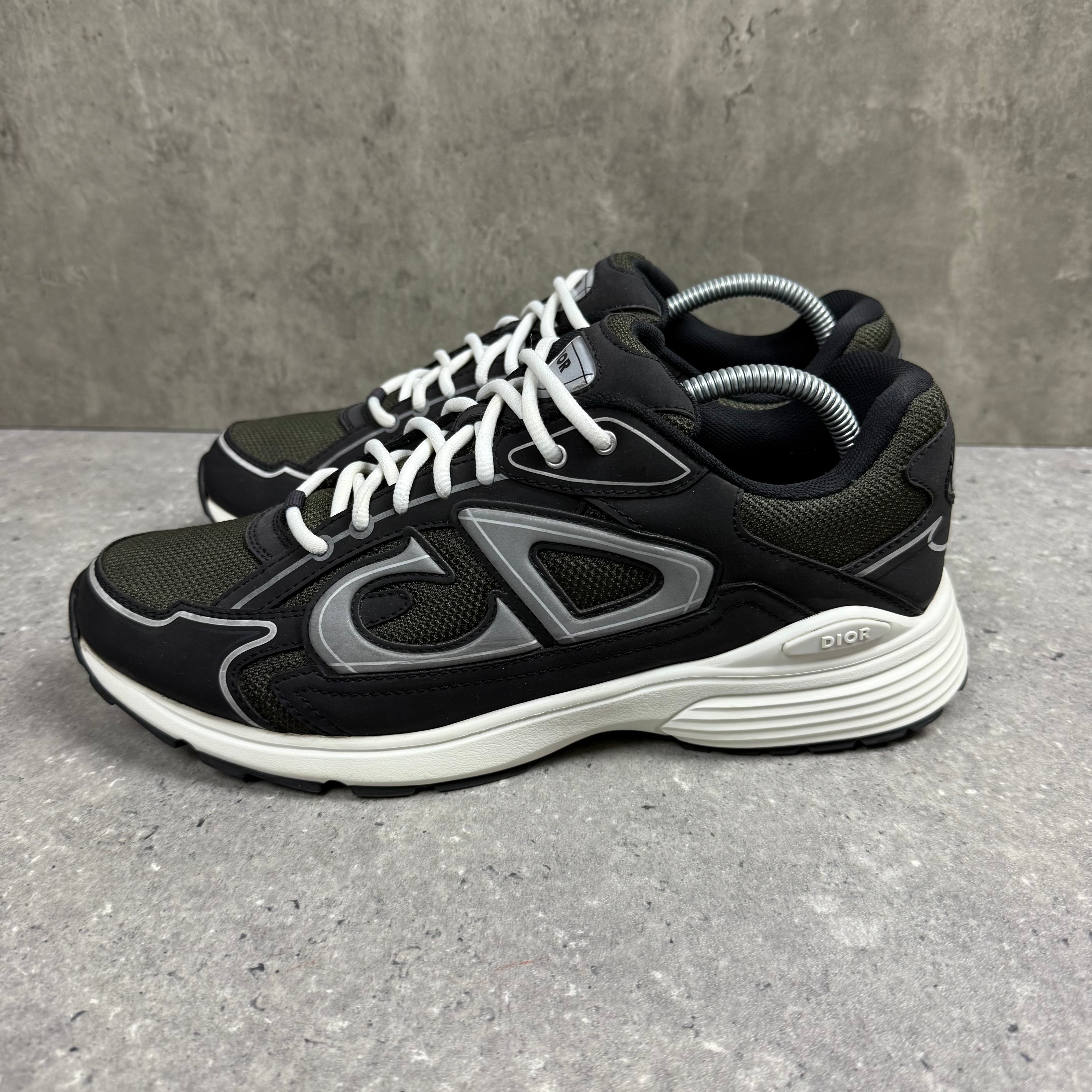DIOR B30 KHAKI/BLACK - (EU44 / UK 10)
