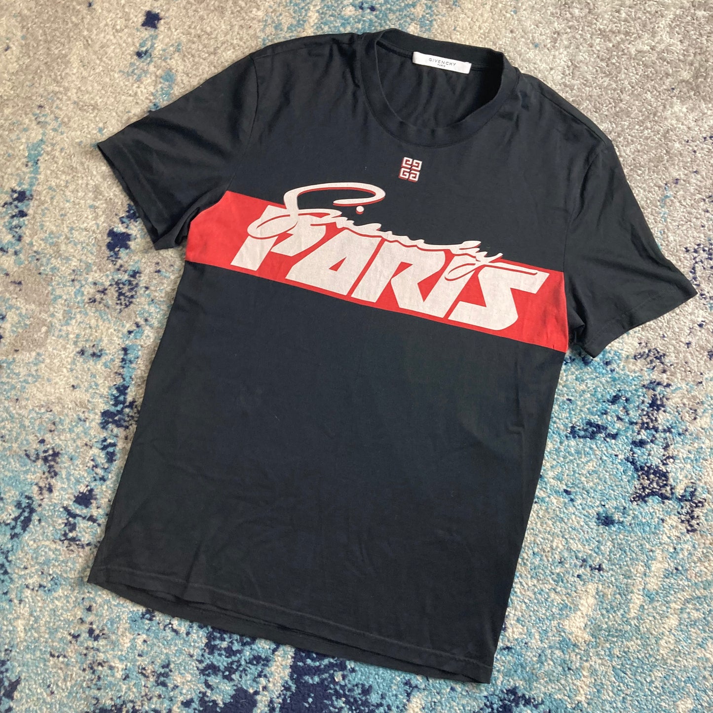 GIVENCHY PARIS TEE (FITS M/L)