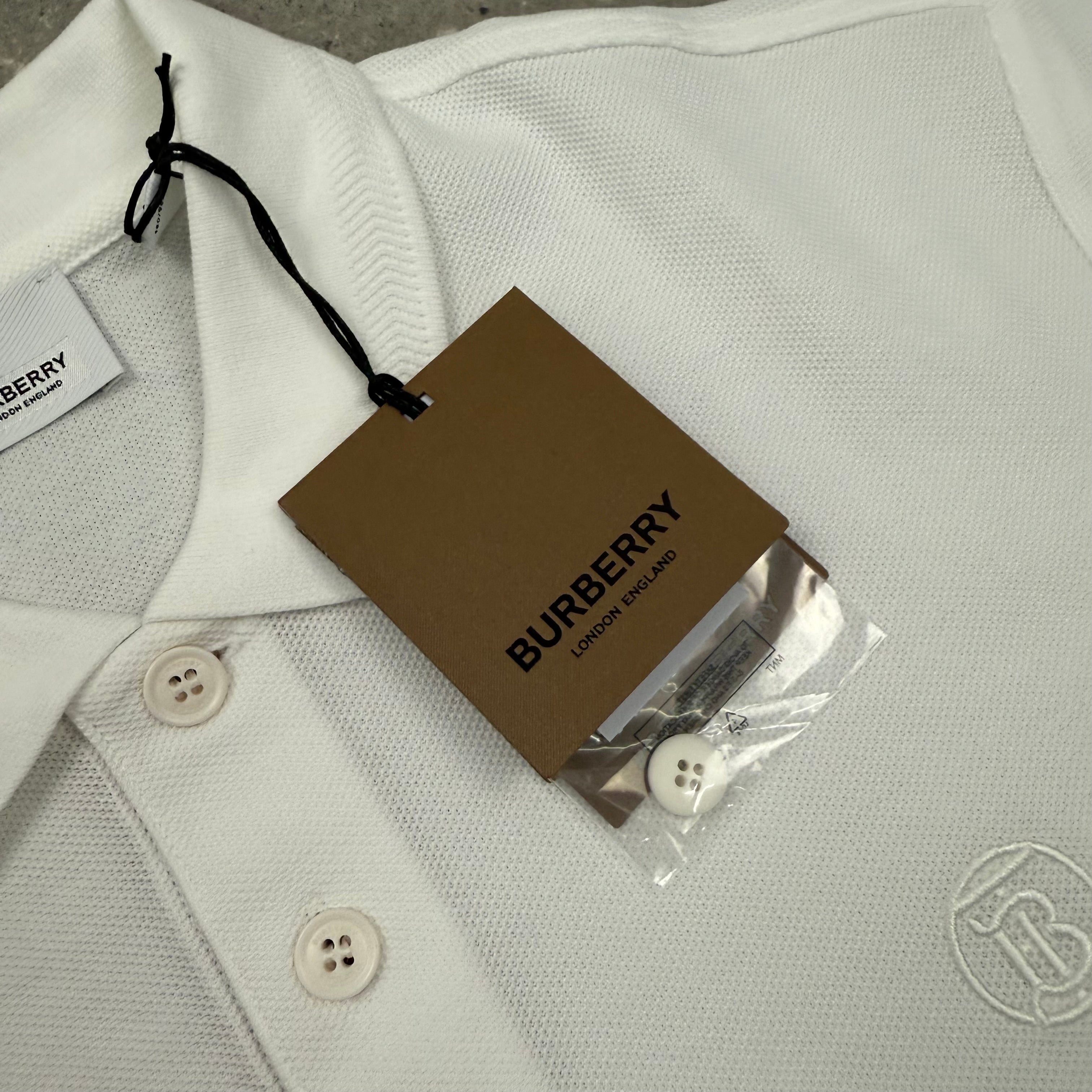 BURBERRY POLO SHIRT - (M)