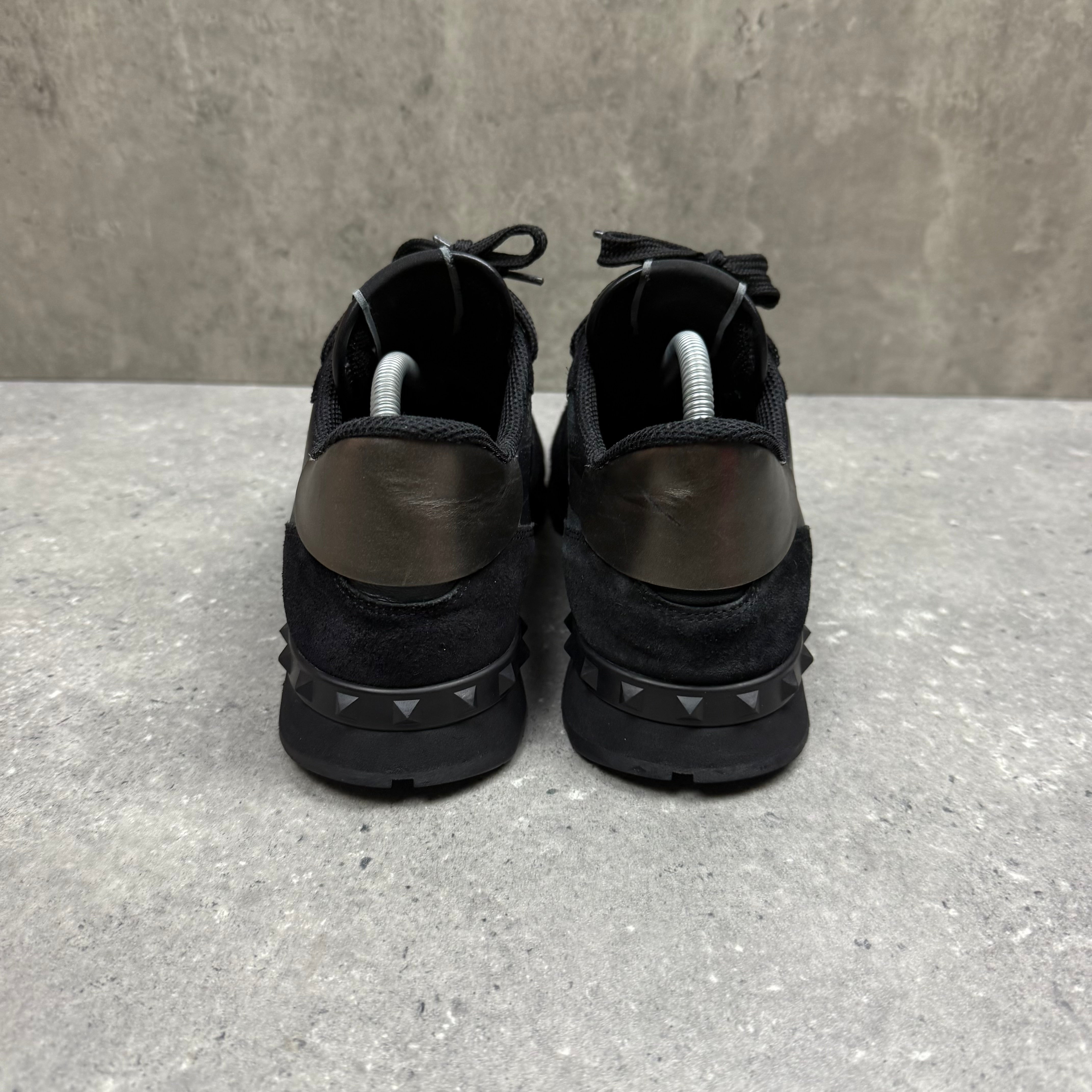 VALENTINO ROCKRUNNER BLACK - (EU42 / UK8)