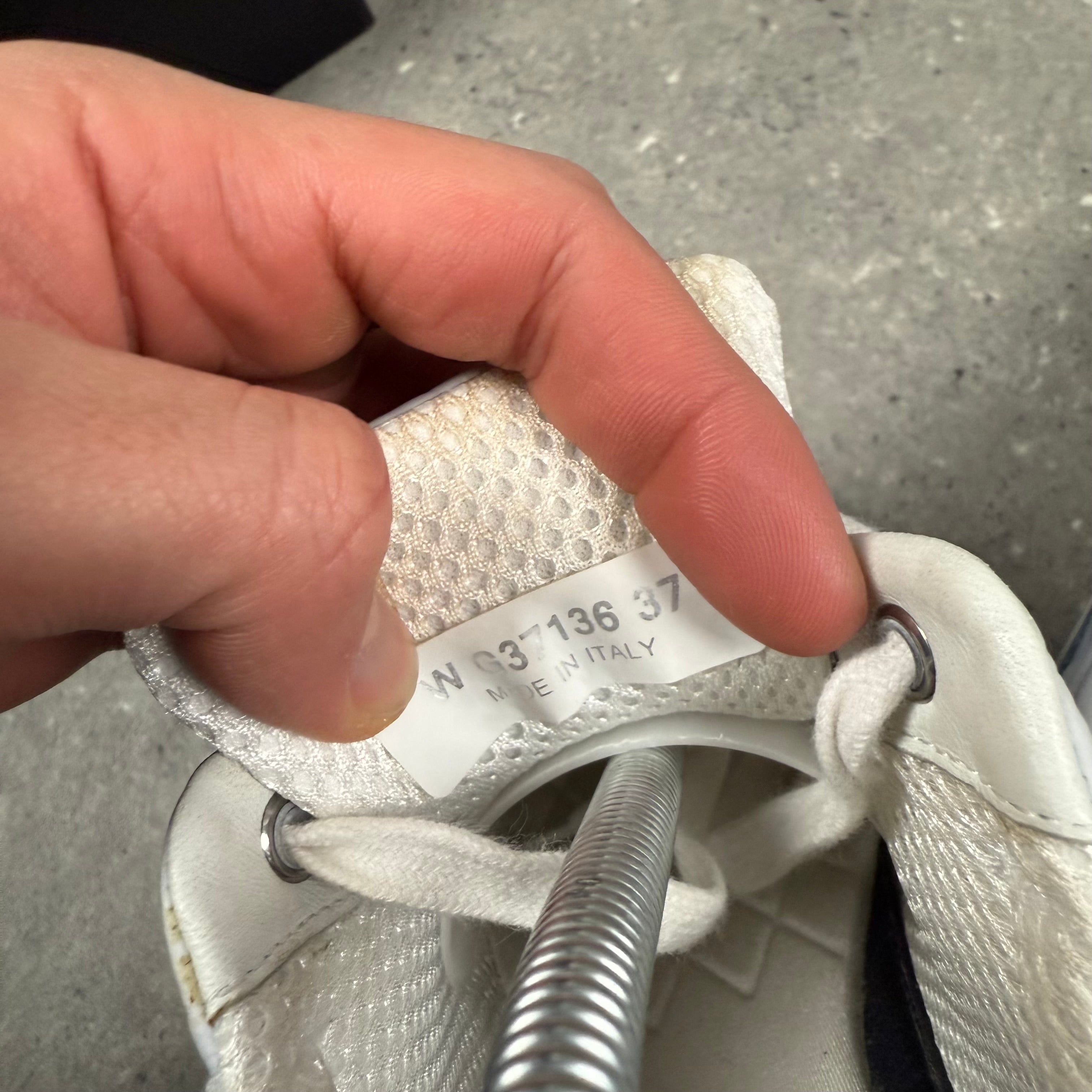 CHANEL RUNNERS LIGHT BLUE -  (EU37 / UK4)