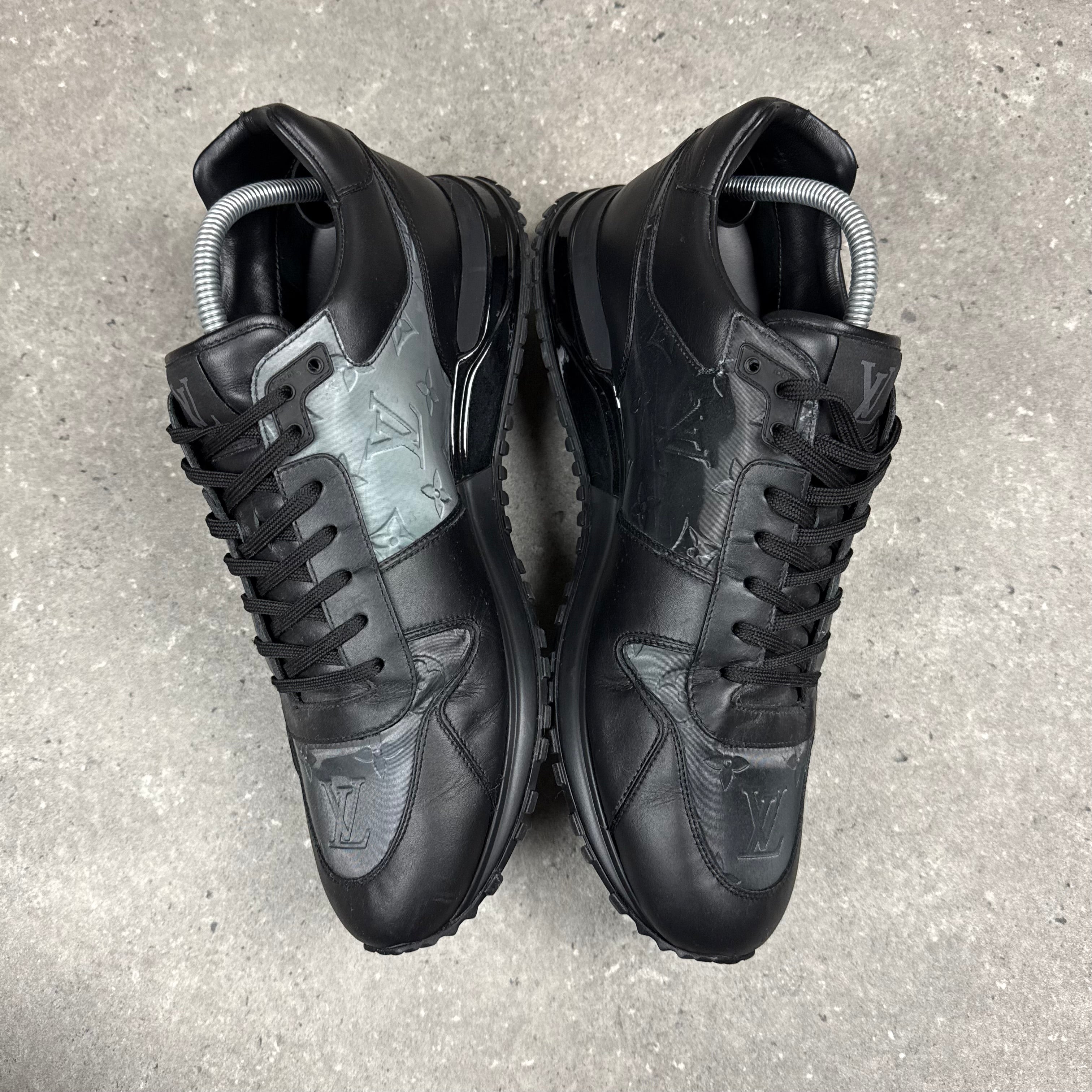 LOUIS VUITTON RUNAWAY BLACK - EU 44 (FITS UK 11)