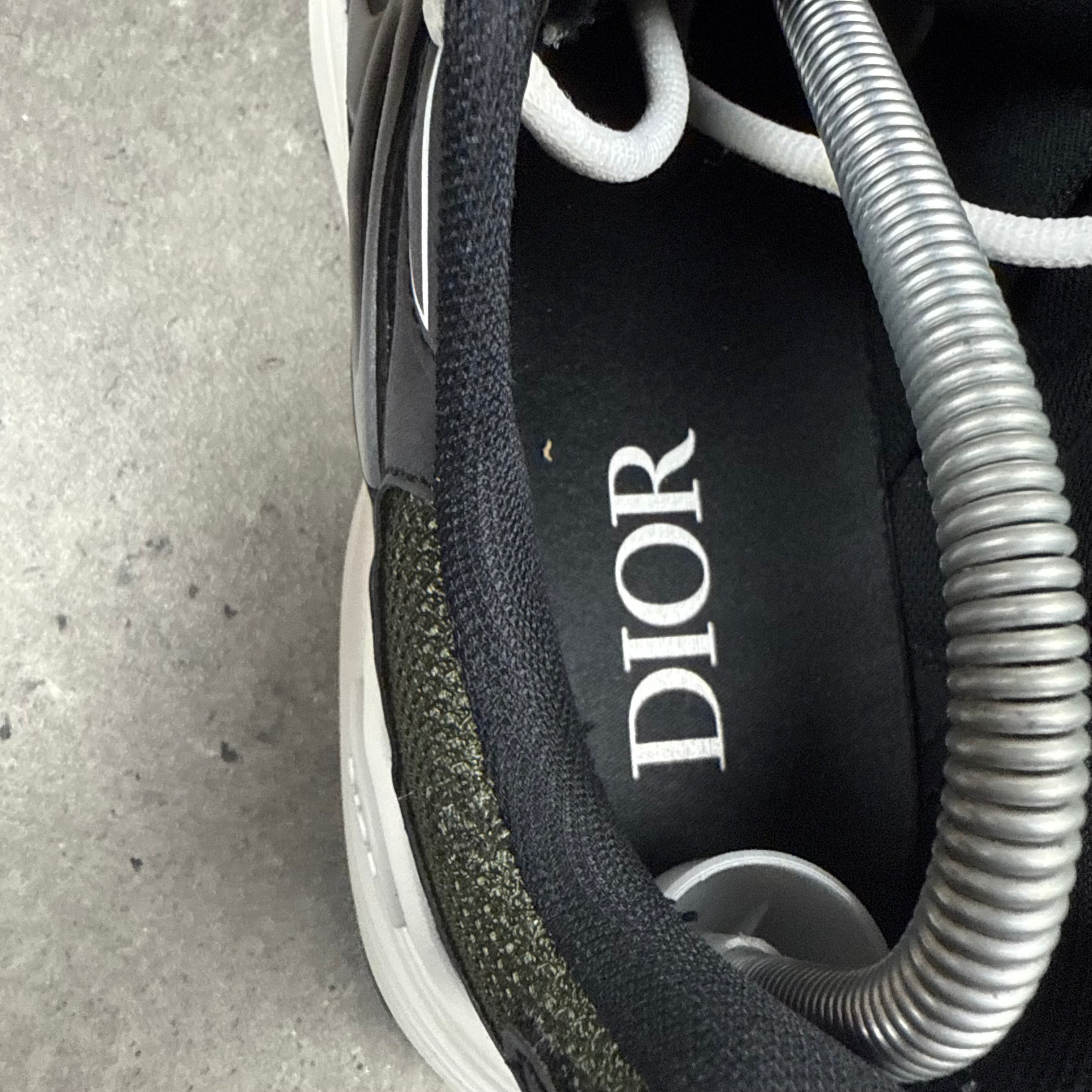 DIOR B30 KHAKI - (EU41.5 / UK7.5)