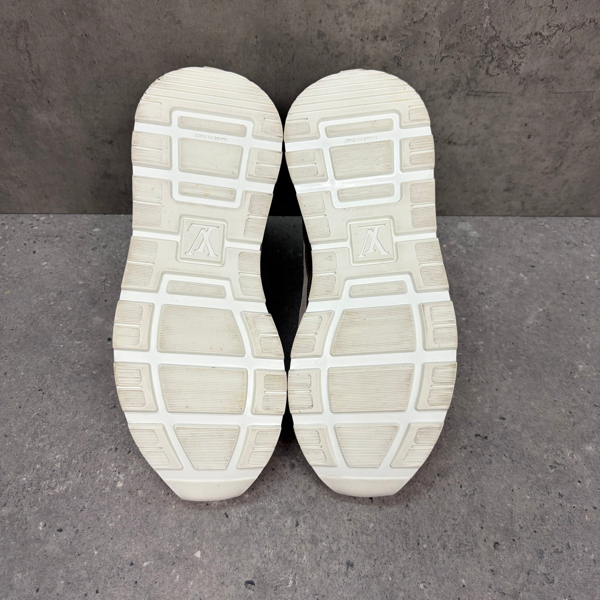 LOUIS VUITTON RUNAWAY - (EU40 / UK6)