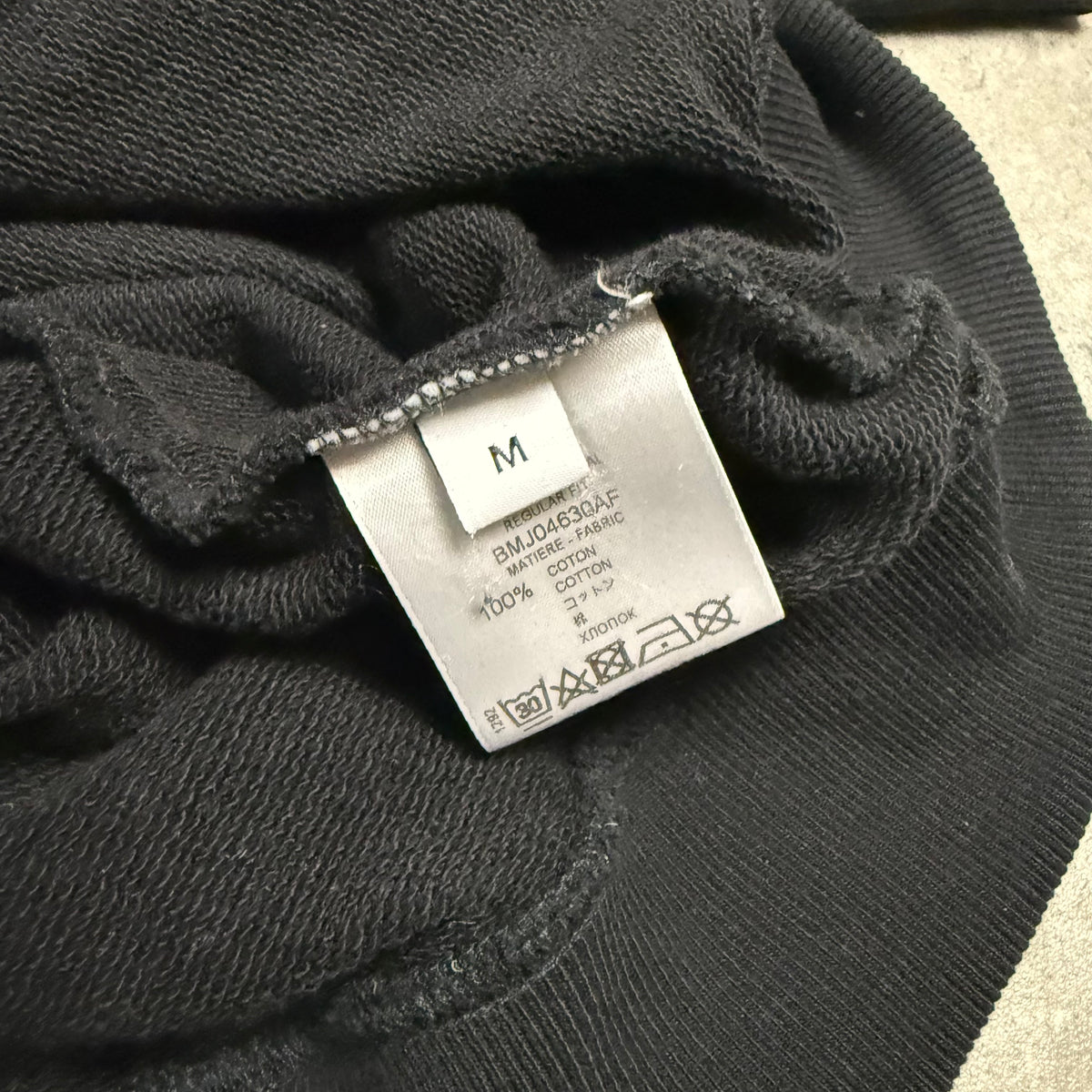 GIVENCHY JUMPER (FITS M/L)