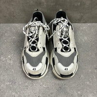 BALENCIAGA TRIPLE S - (EU43 / UK9)