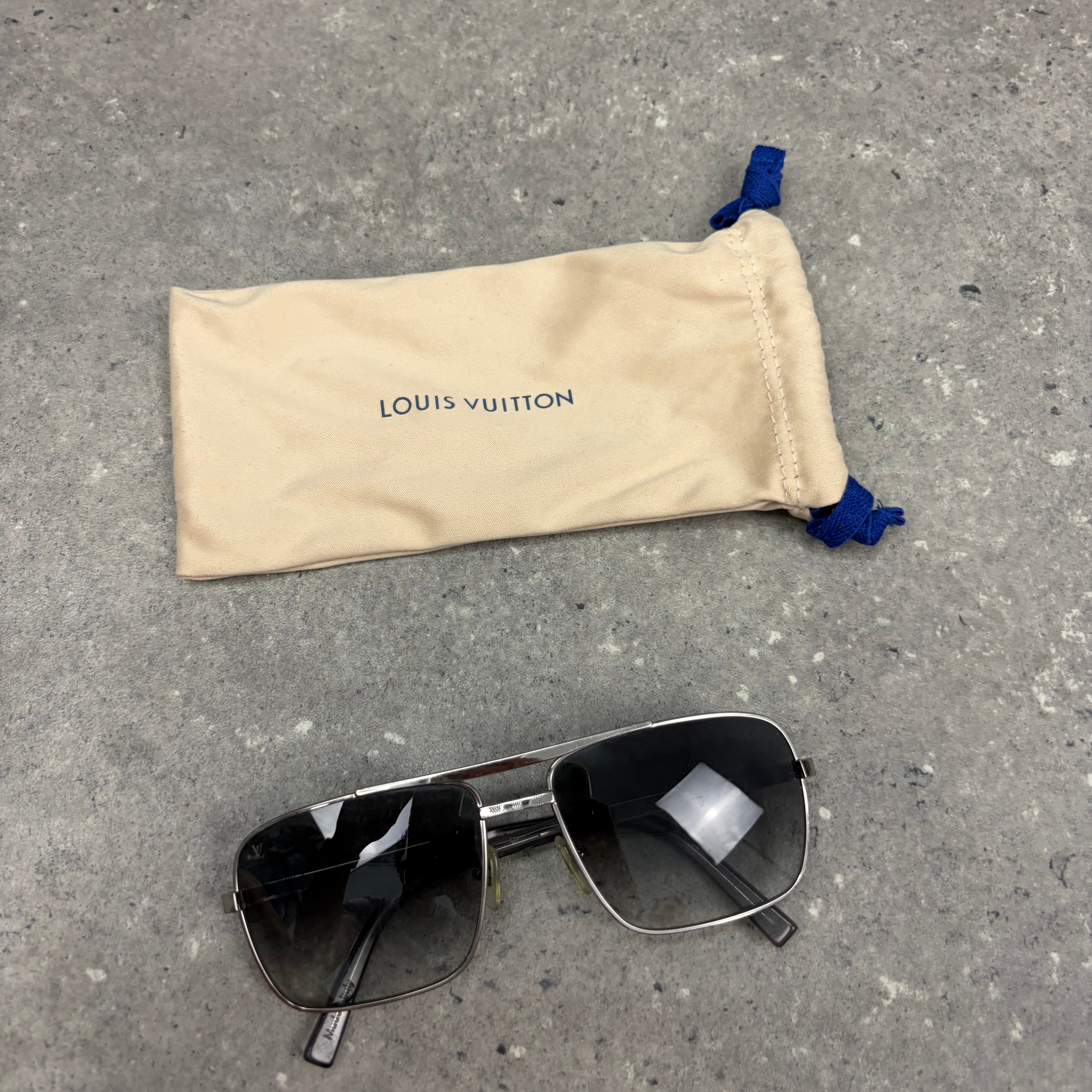 LOUIS VUITTON ATTITUDE SUNGLASSES SILVER