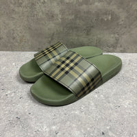 BURBERRY SLIDERS KHAKI - (EU43 / UK9)
