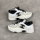 CHANEL RUNNERS CREAM/BLACK -  (EU 41 / UK 7)