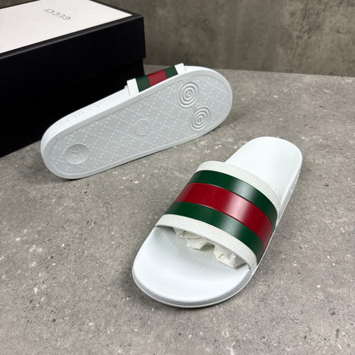 GUCCI SLIDERS - (EU43 / UK9)