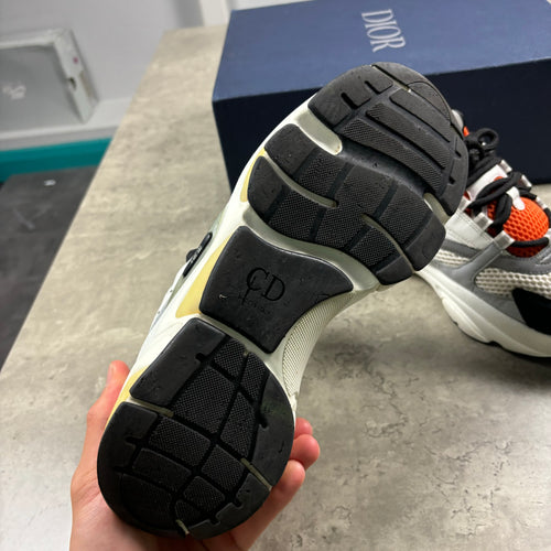 DIOR B22 ORANGE EU 41.5  (FITS UK 7.5)