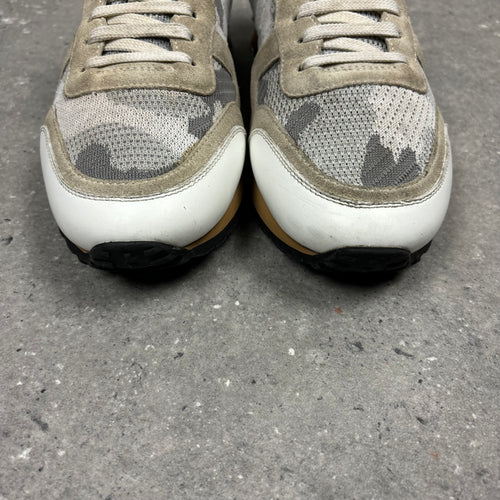 VALENTINO ROCKRUNNER - (EU42 / UK8)