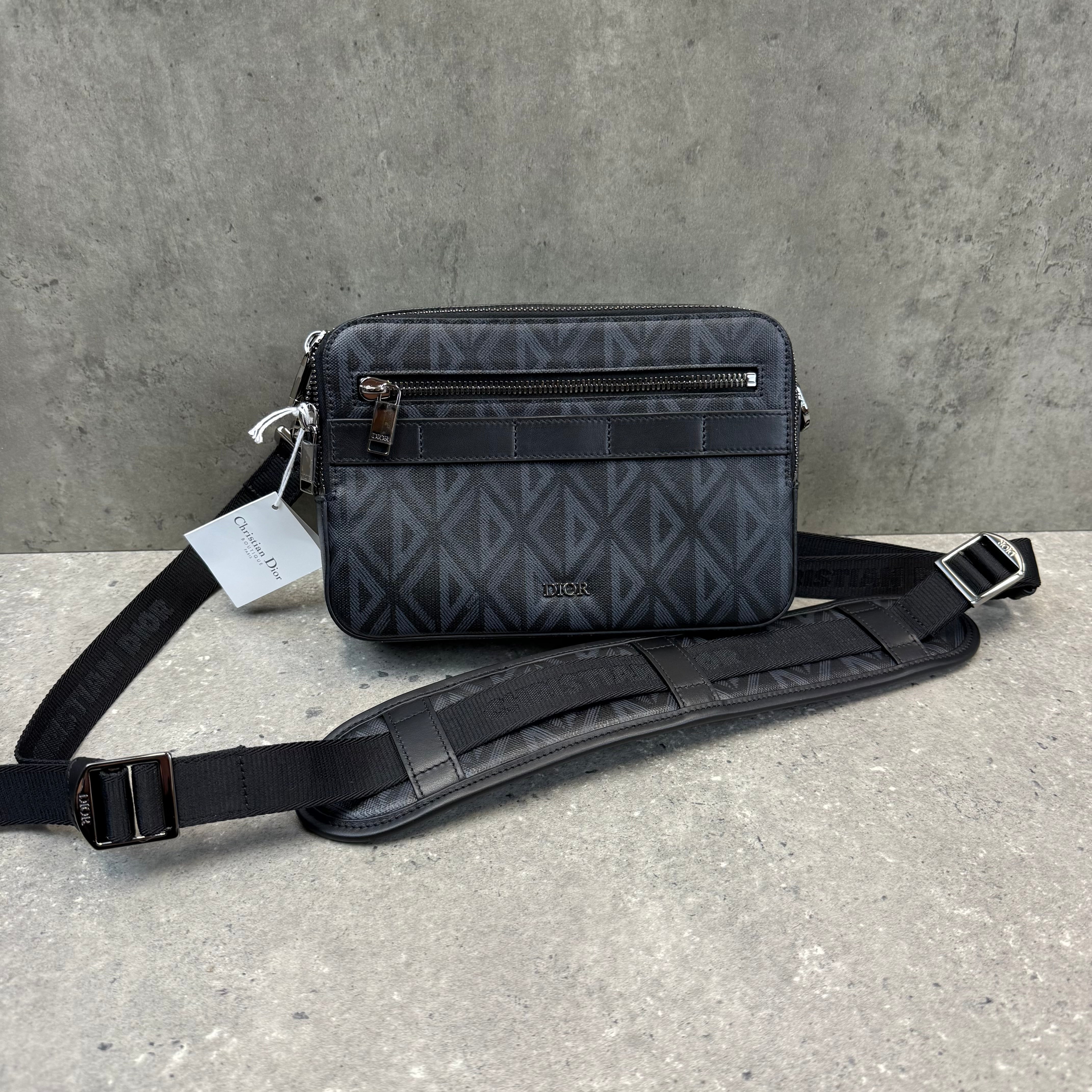 DIOR DIAMOND MESSENGER BAG - BLACK
