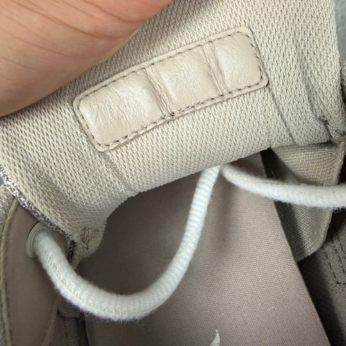 DIOR B30 BEIGE - (EU44 / UK 10)
