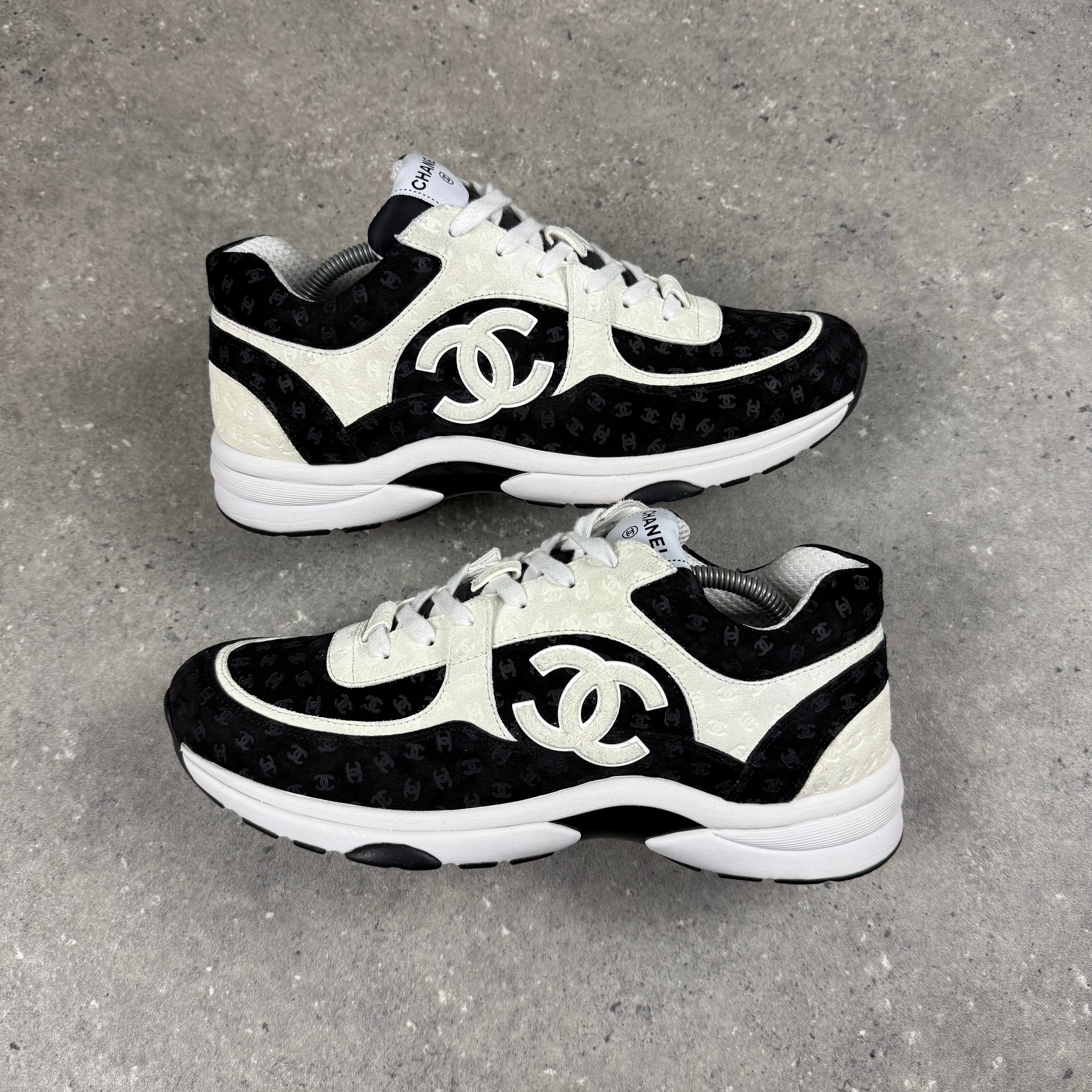 CHANEL RUNNERS CC PRINT -  (EU44 / UK10)