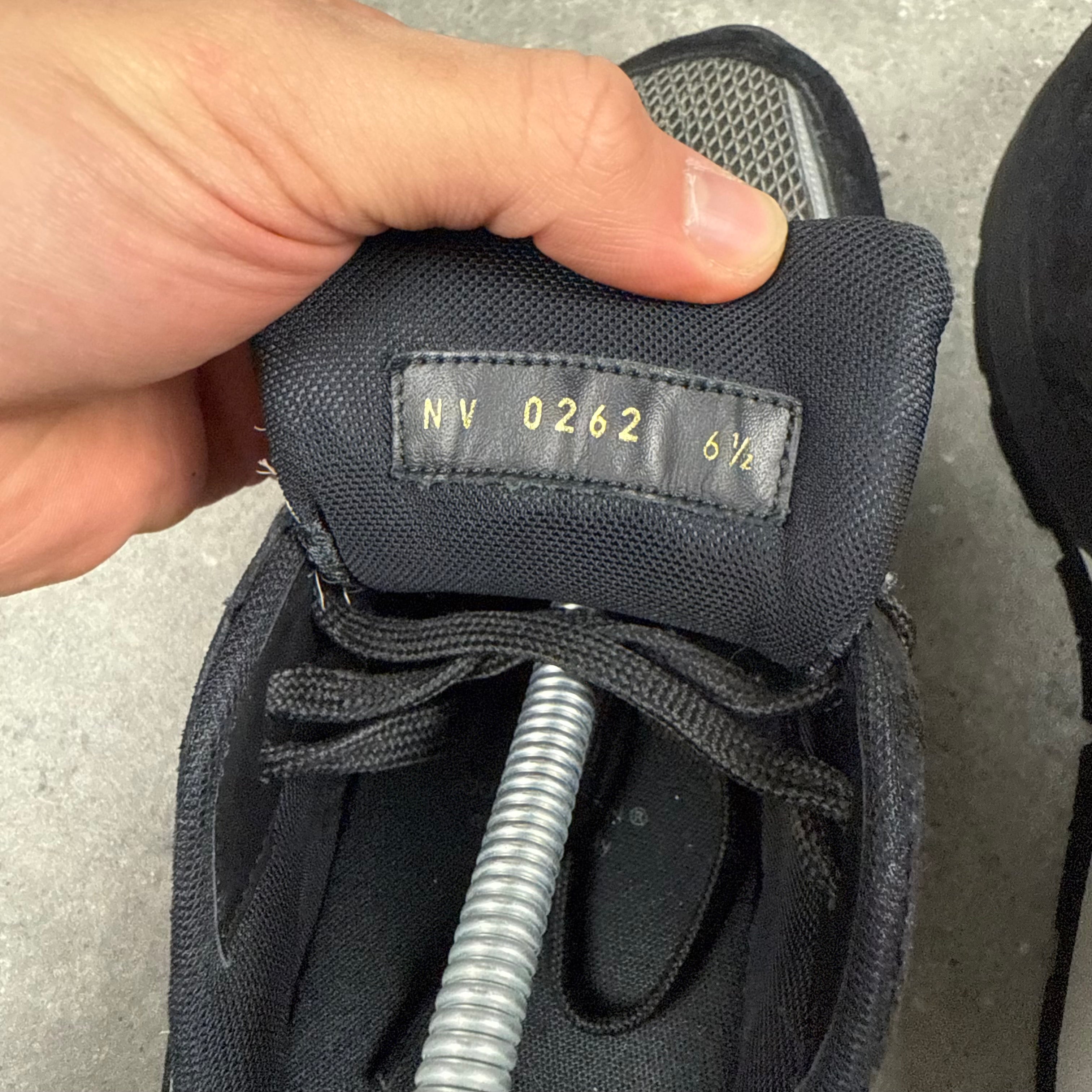 LOUIS VUITTON RUNAWAYS BLACK - EU40.5 (FITS UK 7.5)