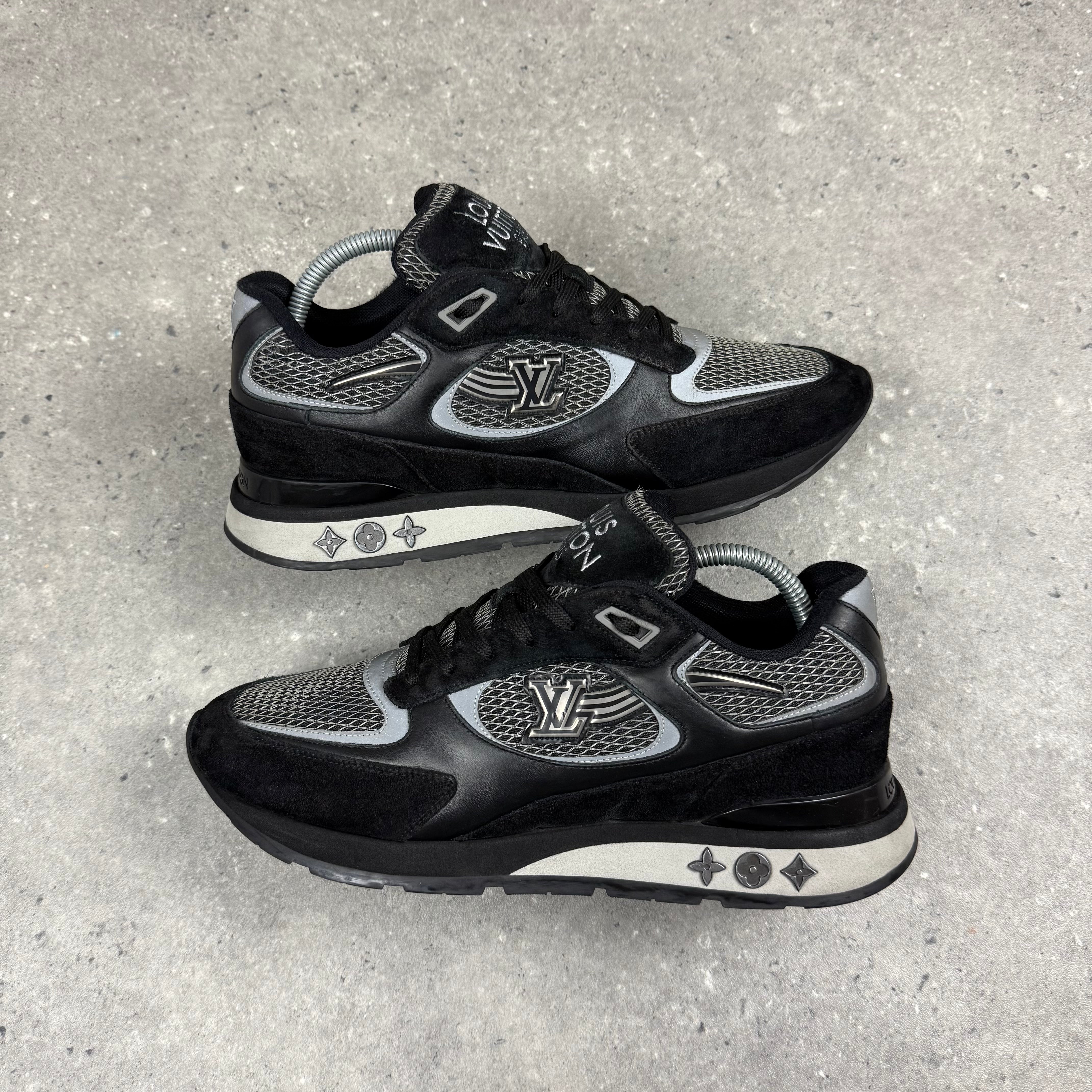 LOUIS VUITTON RUNAWAYS BLACK - EU40.5 (FITS UK 7.5)