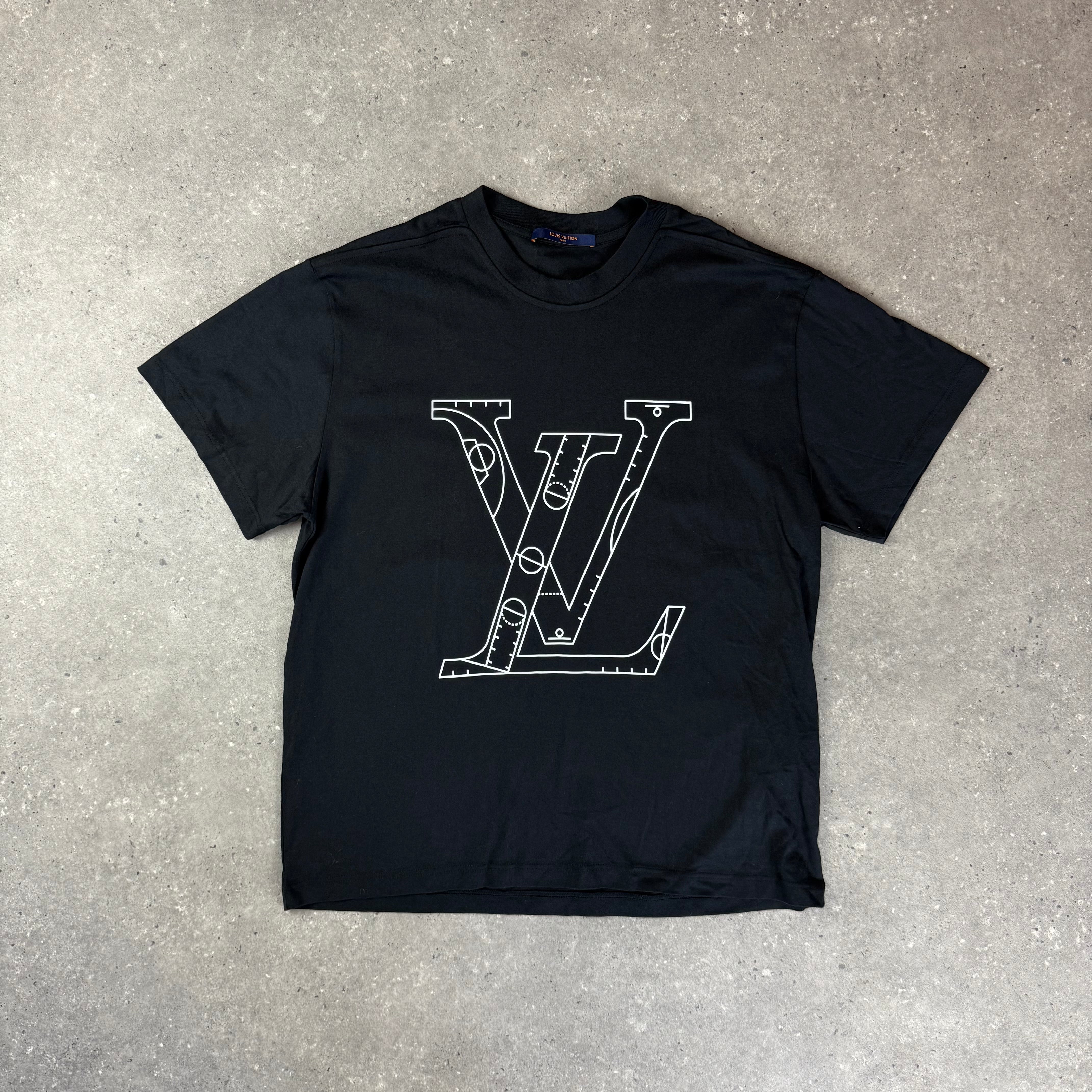 LOUIS VUITTON NBA T-SHIRT - (FITS XL)