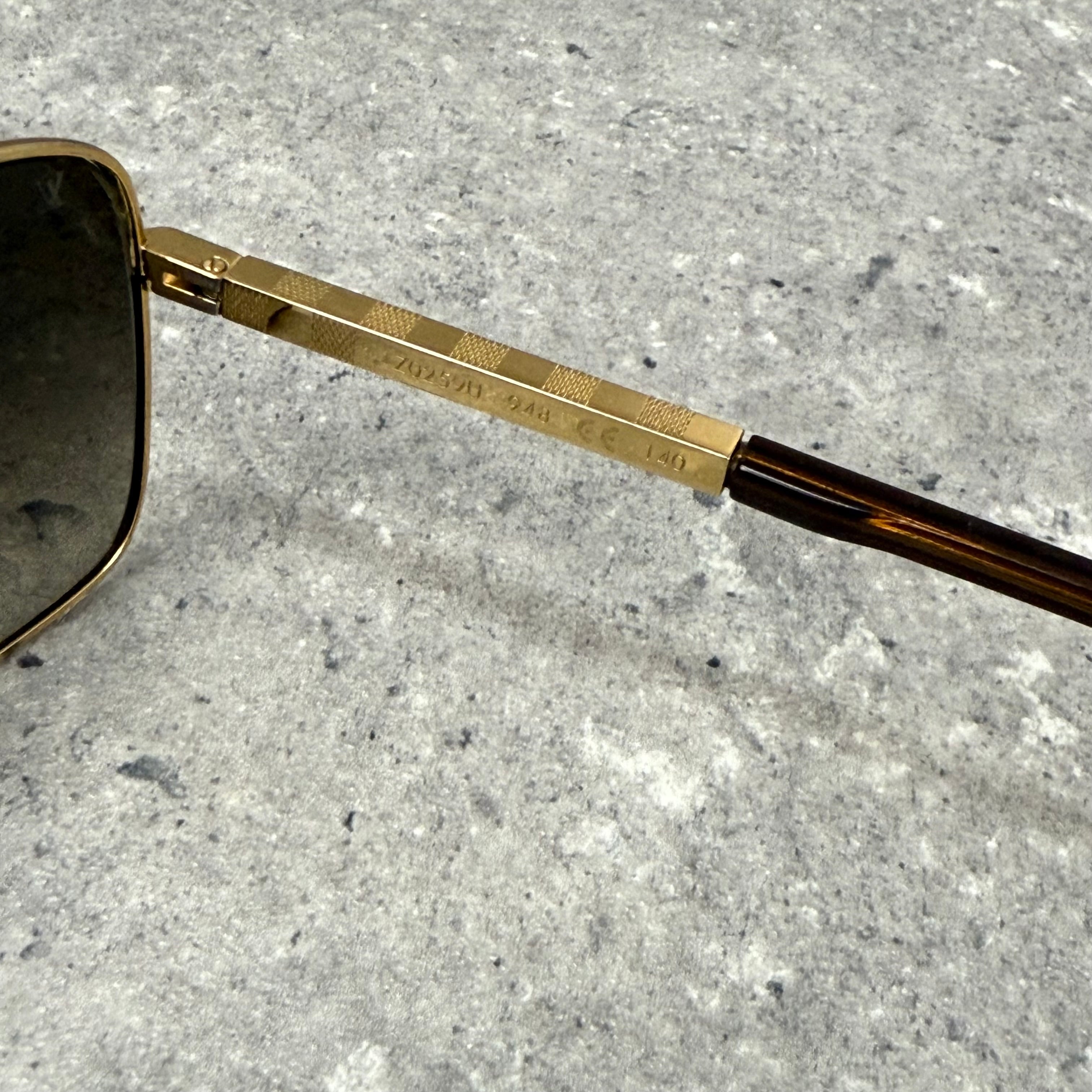 LOUIS VUITTON ATTITUDE SUNGLASSES GOLD