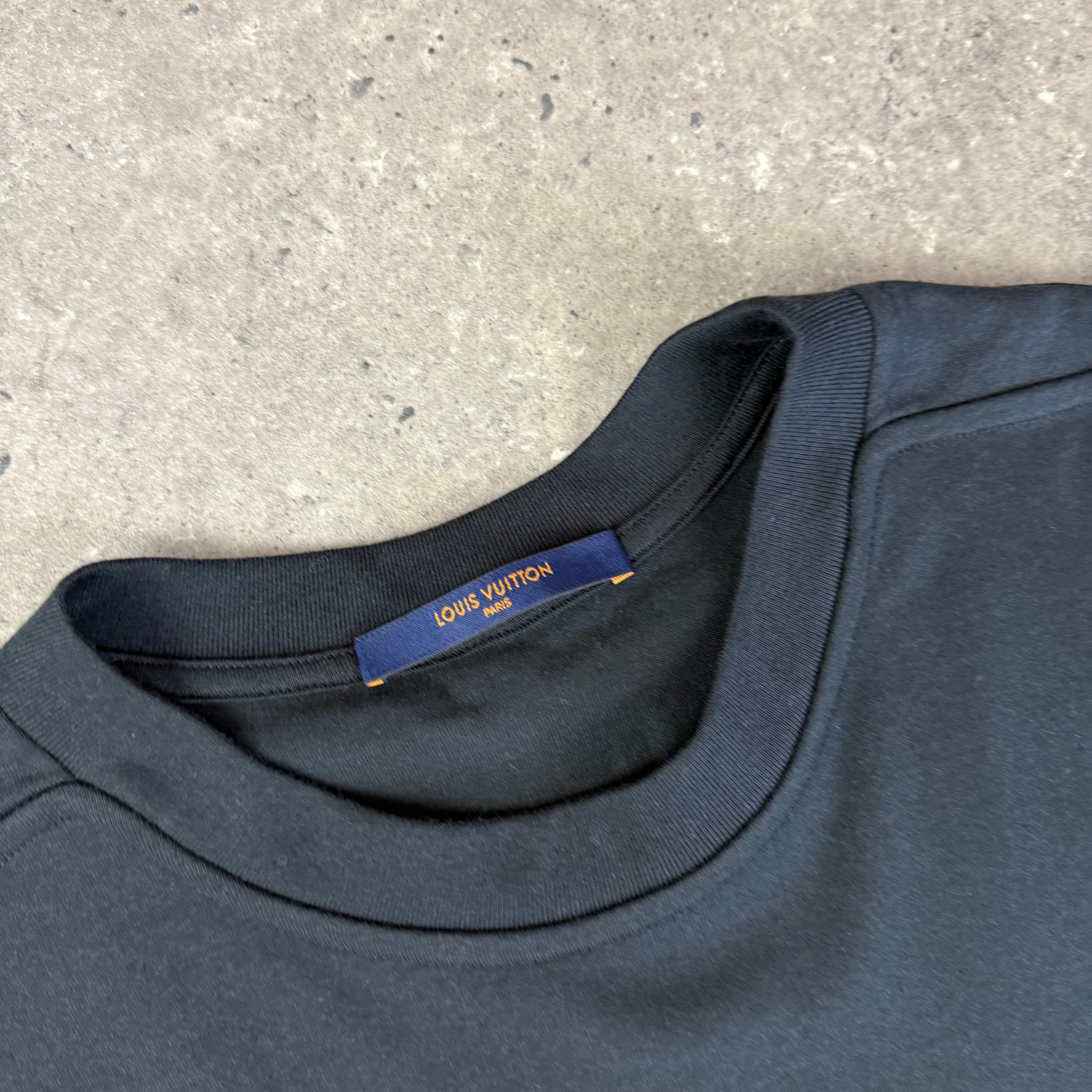 LOUIS VUITTON NBA T-SHIRT - (XL)