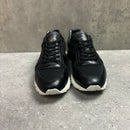 LOUIS VUITTON RUNAWAY BLACK/WHITE - EU 44 (FITS UK 11)