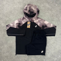 ASICS REFLECTIVE WINDRUNNER JACKET & CORE SHORT SET - BLACK