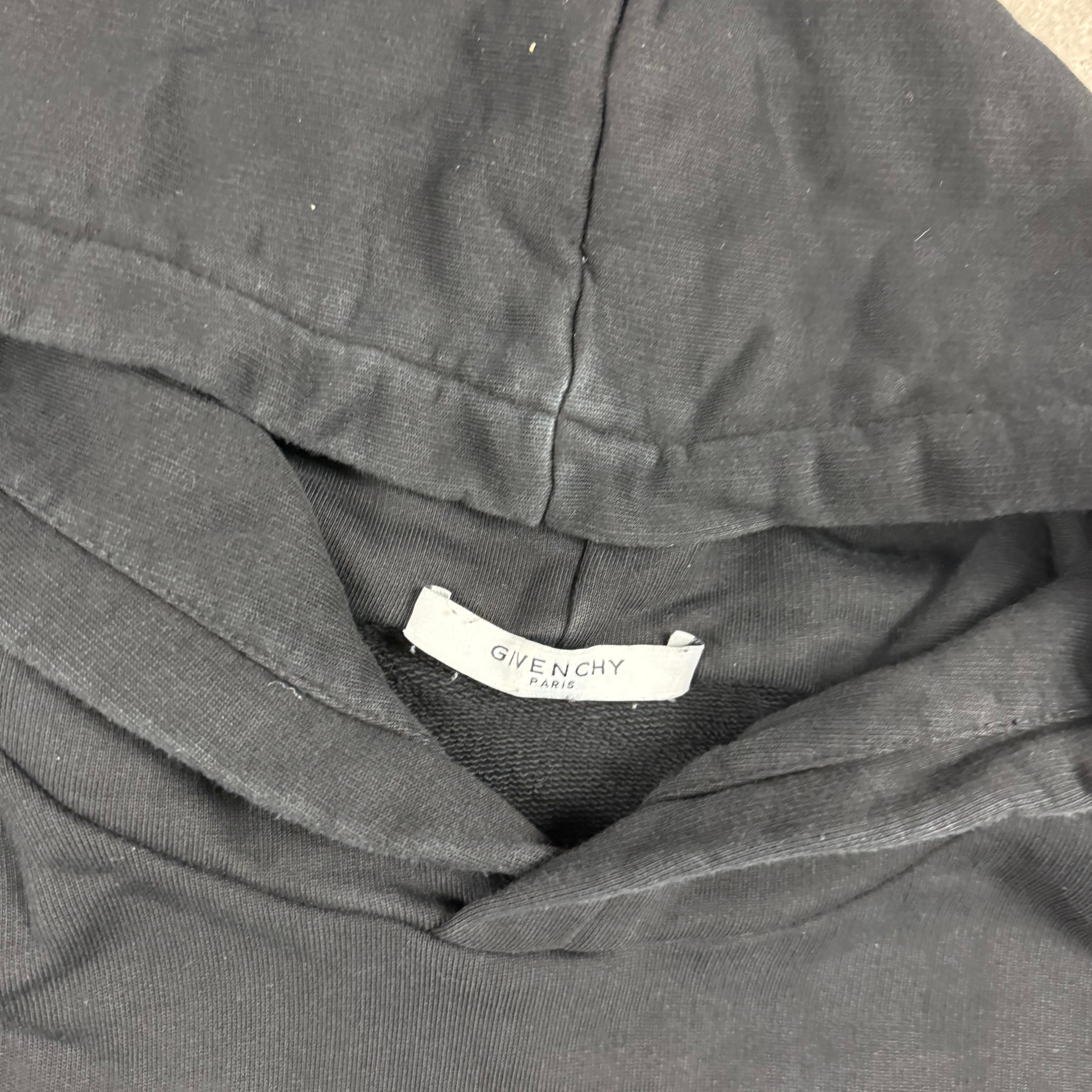 GIVENCHY HOODIE - (M)