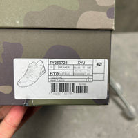 VALENTINO ROCKRUNNER NAVY - (EU42.5 / UK8.5)
