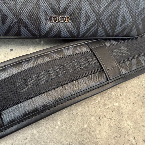 DIOR DIAMOND MESSENGER BAG - BLACK