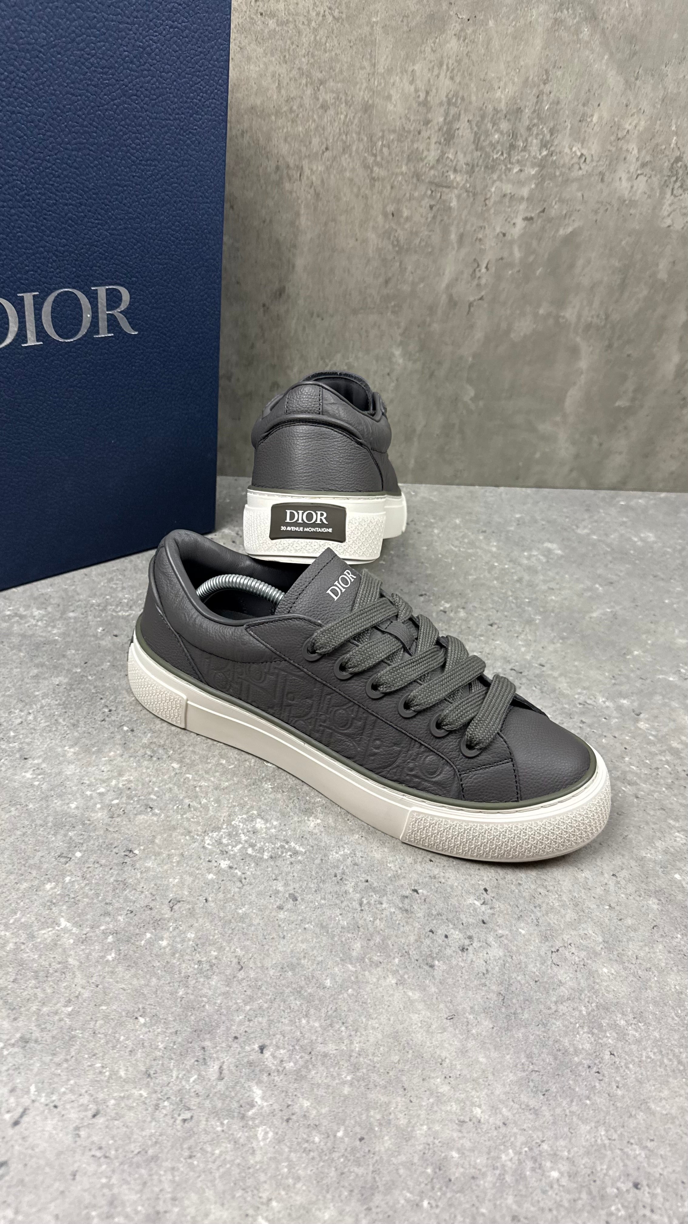 DIOR B33 GREY/WHITE -  (EU43 / UK9)