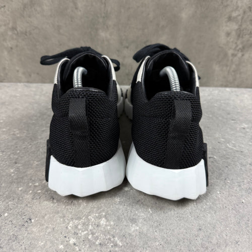 HERMES BOUNCING BLACK/CREAM - (EU42 / UK8)