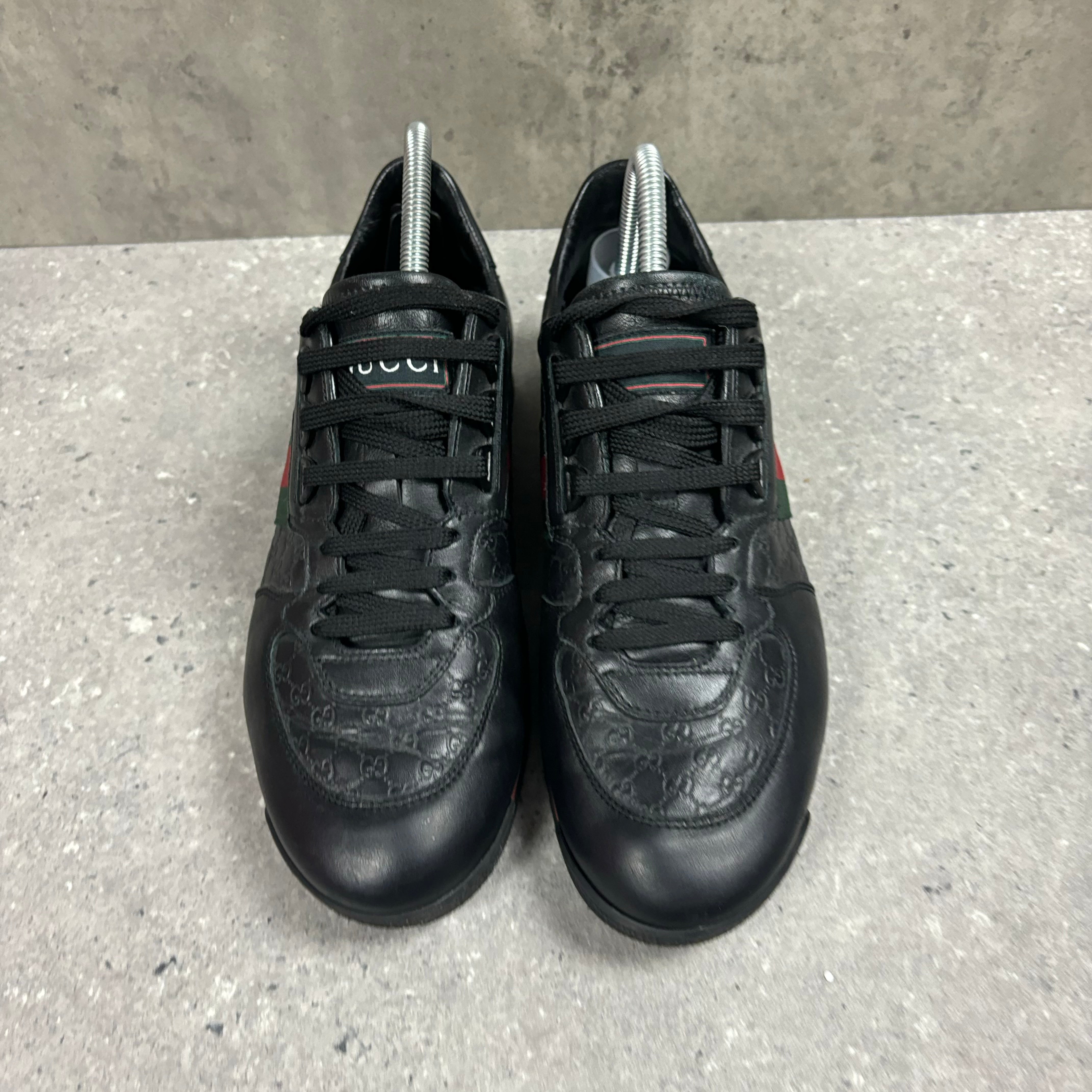 GUCCI TRAINERS BLACK - (EU 40 / UK 6)