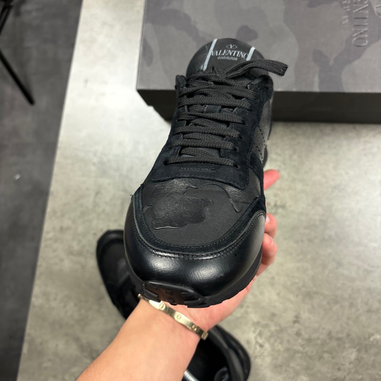 VALENTINO ROCKRUNNERS BLACK (FITS 7/8)