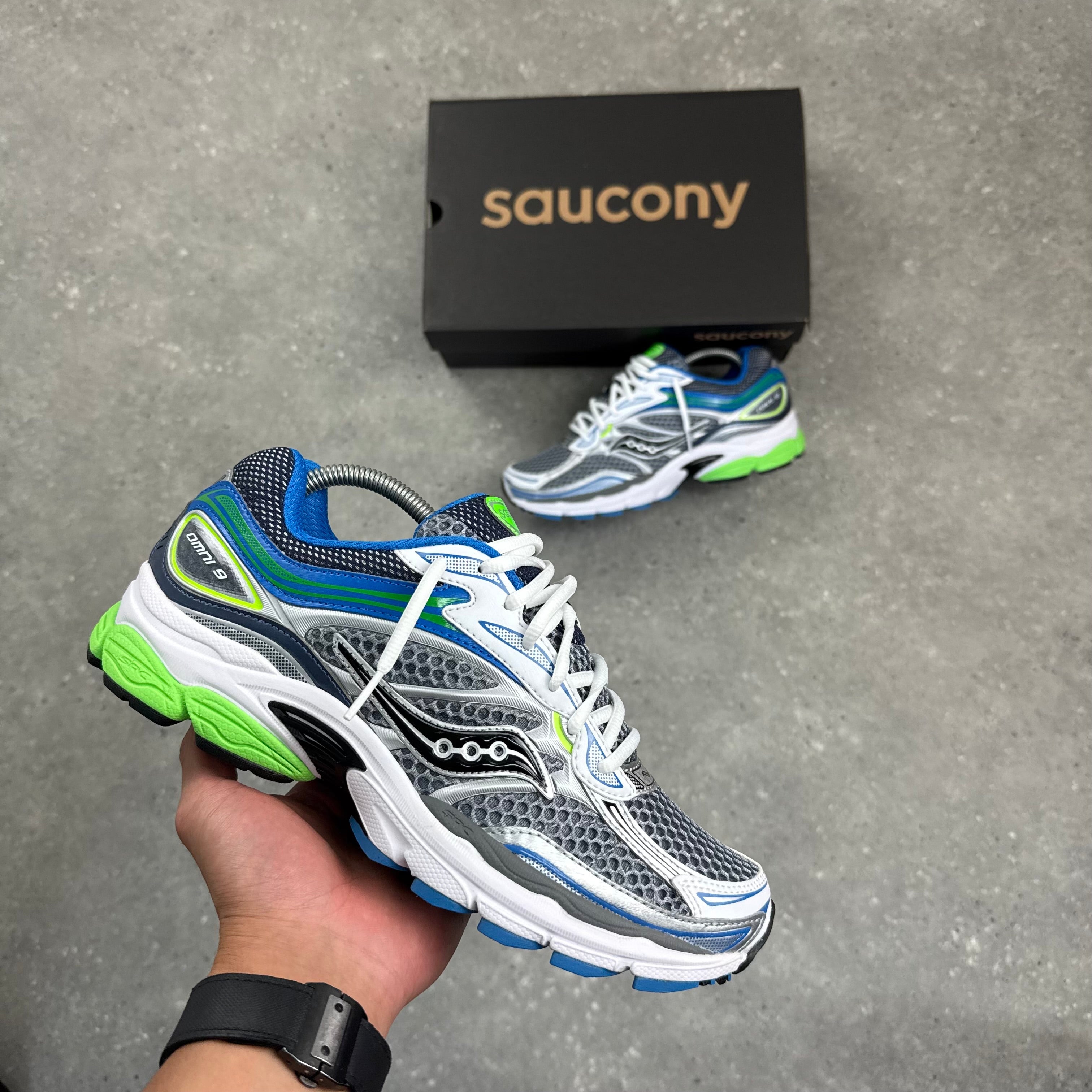 SAUCONY OMNI PRO GRID 9 - GREY/SLIME