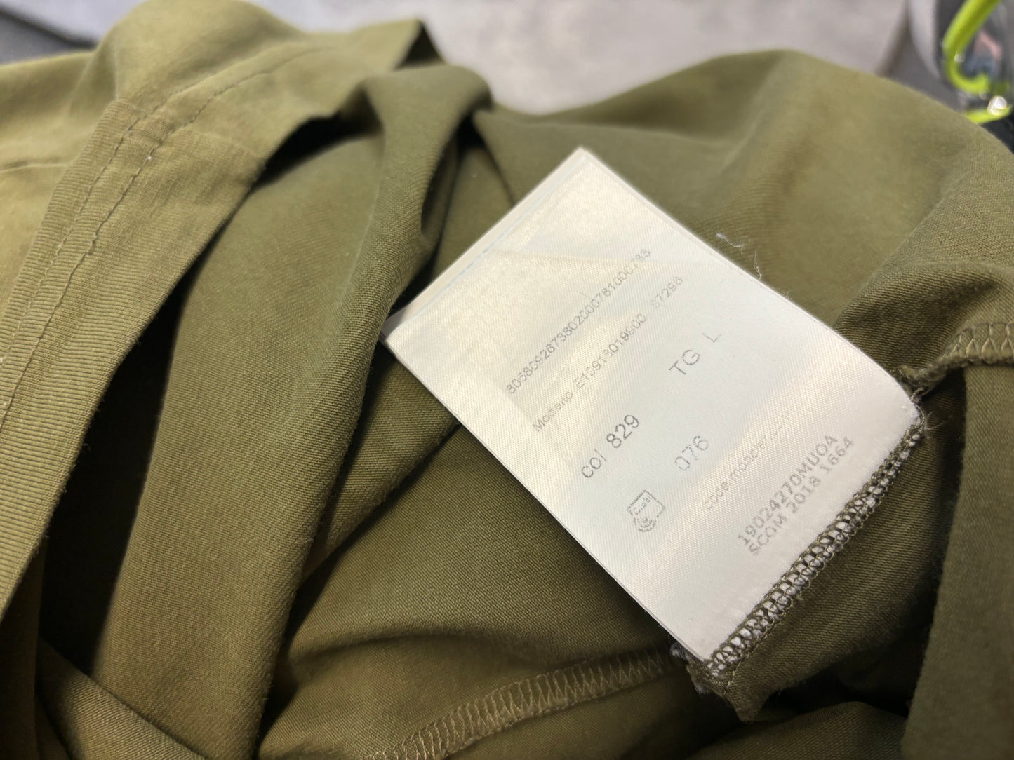 MONCLER MAGLIA T-SHIRT  KHAKI (FITS S/M)