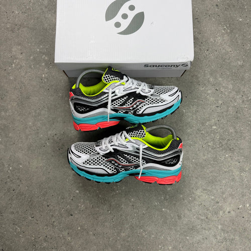 SAUCONY OMNI PRO GRID 9 - “SILVER MUTANT” - JUNIOR / KIDS