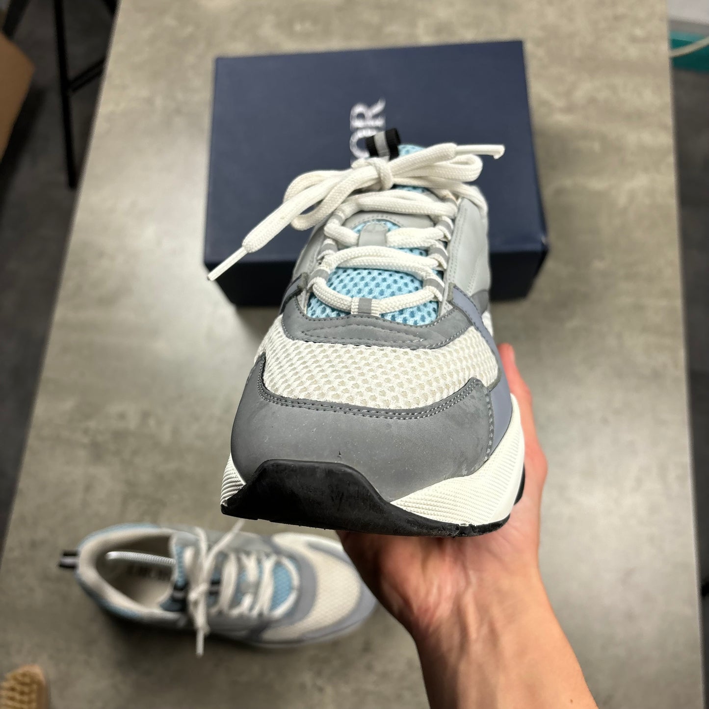 DIOR B22 TRAINERS - BABY BLUE (FITS 10)