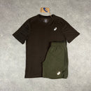 ASICS JACQUARD T-SHIRT & ICON 7” SHORTS - BROWN