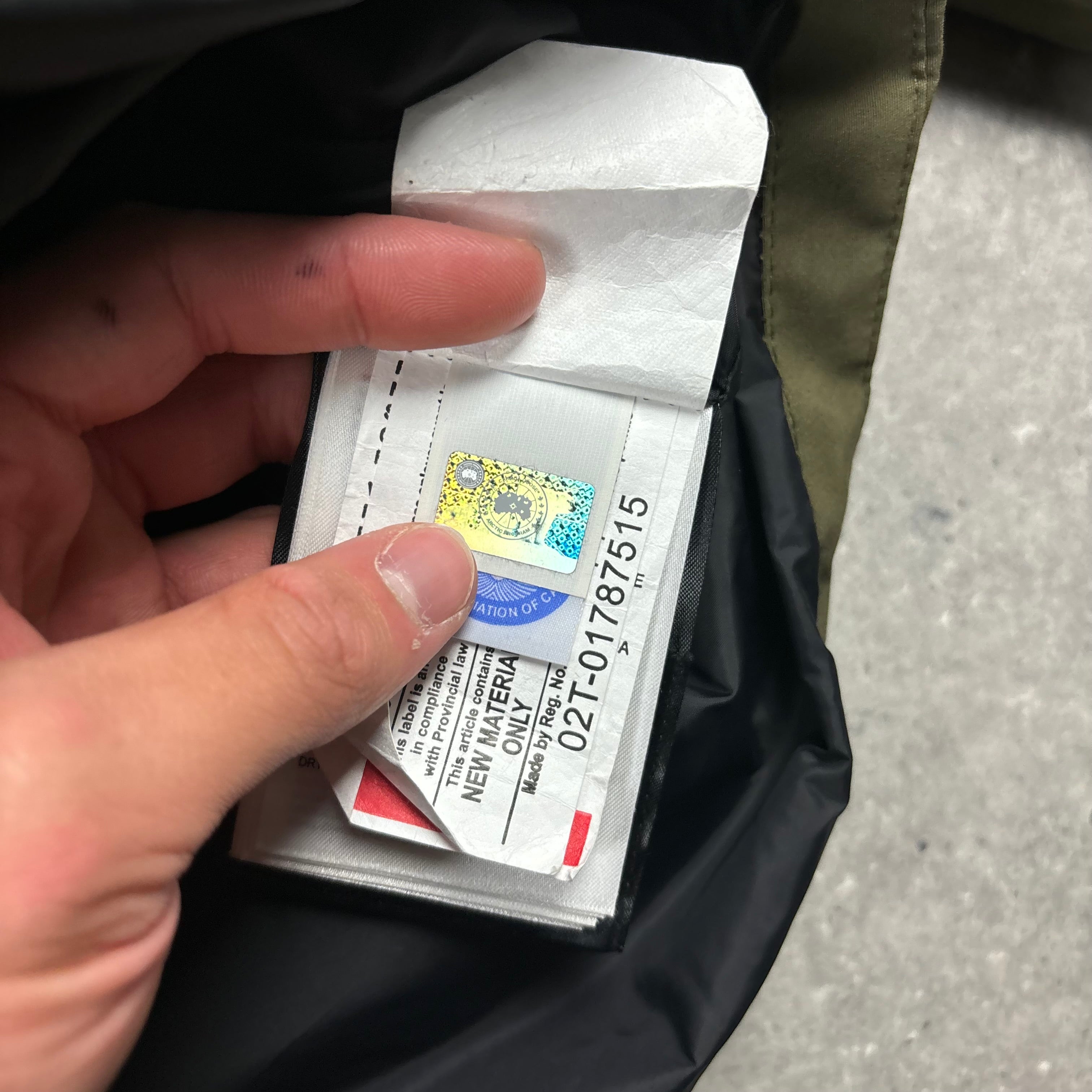 CANADA GOOSE WYNDHAM PARKA KHAKI - (S)