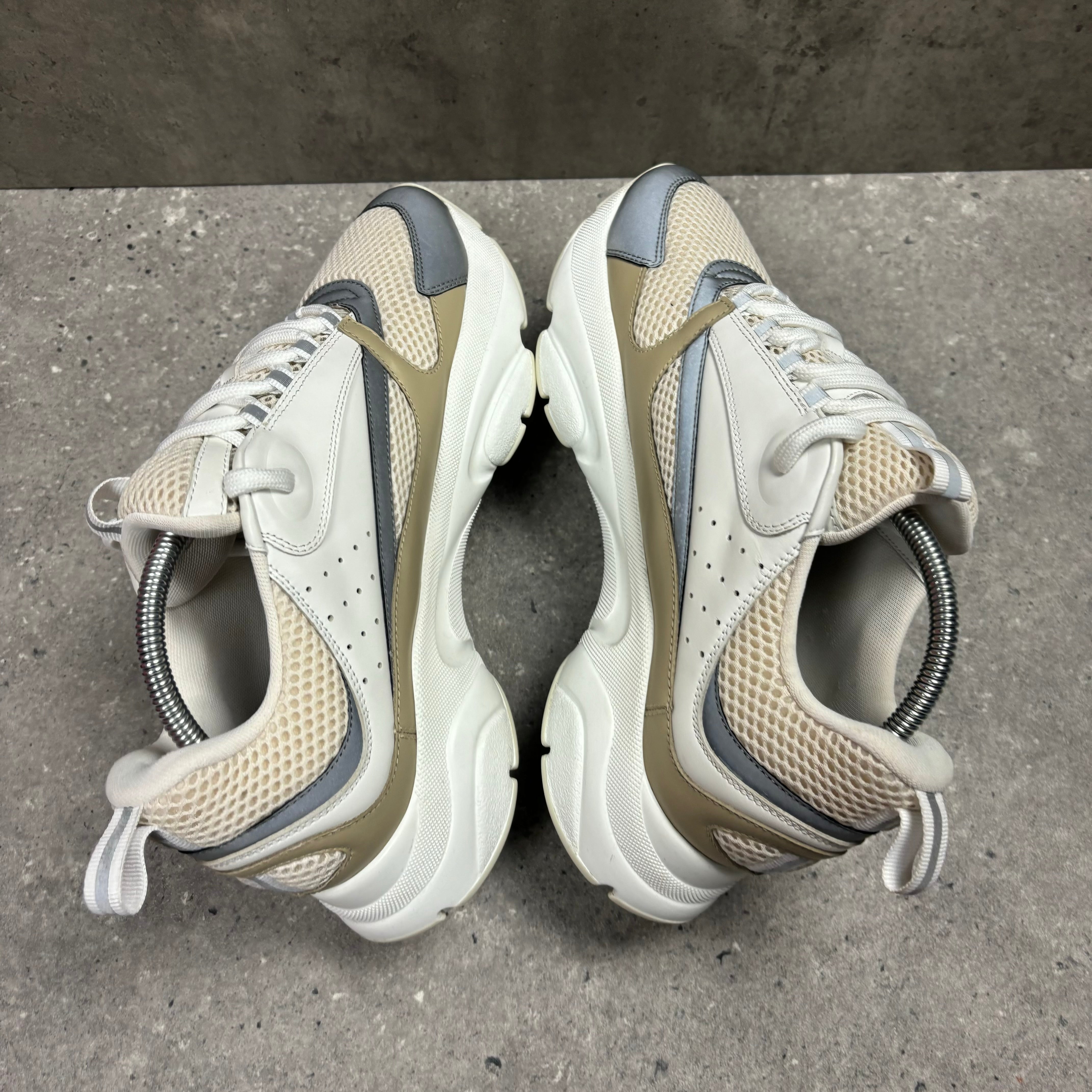 DIOR B22 BEIGE - (EU 43 / UK 9)