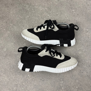 HERMES BOUNCING BLACK/CREAM - (EU42 / UK8)