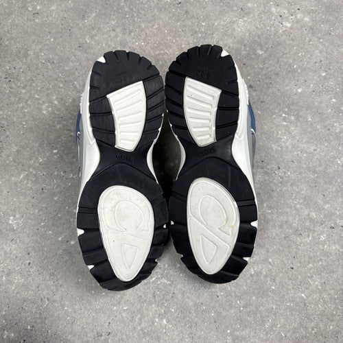 DIOR B30 LIGHT BLUE - (EU 41 / UK 7)